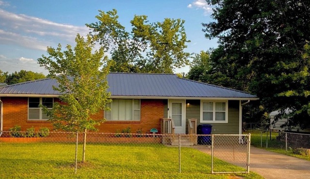 Home in Langley near Grand Lake. ATV, fishing, golf, and other activities.