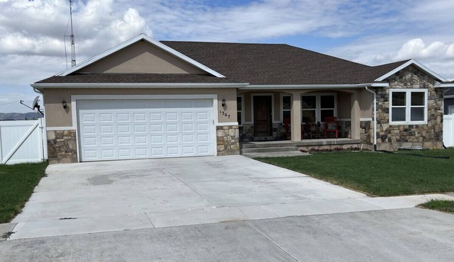 Home in Nephi 5 Bed/3 Bath