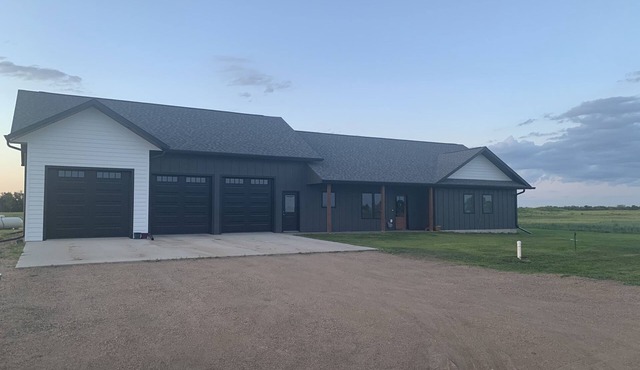 Home in Spring/Cow Creek. 15 miles North of Pierre, SD