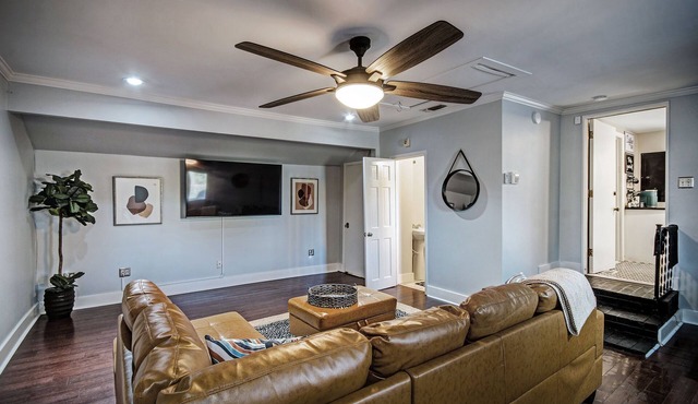 Home in the Heart of Fondren Near Everything