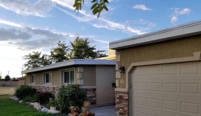 Home in the Heart of Orem/Provo-5 Bedrooms 2 Bath (Edit listing) Orem