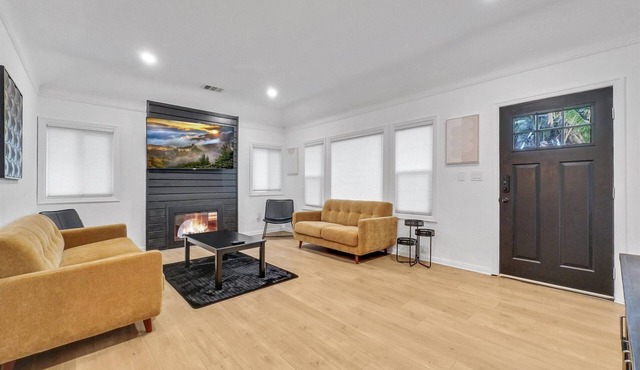 Home in the Heart of Pasadena!