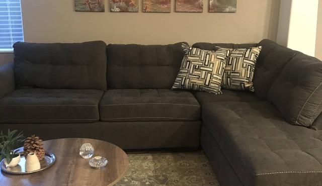 Home in the North Phoenix desert hillsnGreat for families and multiple couples.