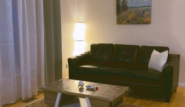 Home in Thompson-Best for Families and Contractors
