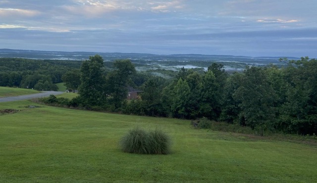 Home located on top of Pine Mtn with Breathtaking Views.