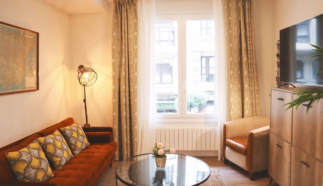 Home-loving apartment Bilbao center (with Parking space)
