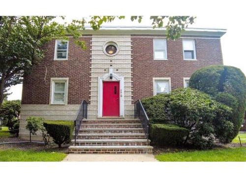 Home near Airport & City