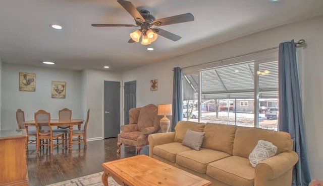 Home Near BP Refinery-Whiting