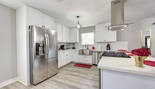 Home near Chemical Plant- Long Term stay- Easy access to highway