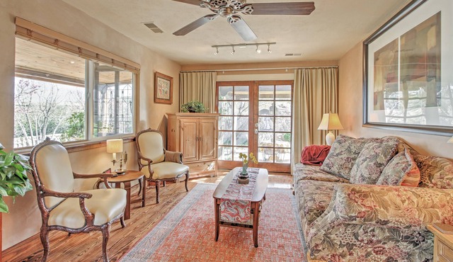 Home near Dwntwn Silver City w / Long Stay Discounts
