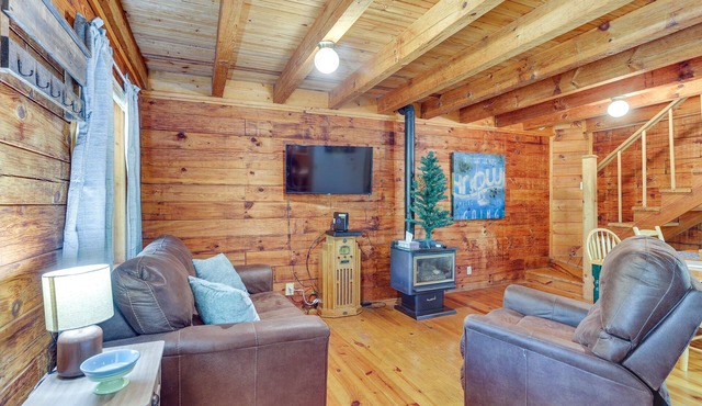 Home Near Hoosier National Forest with Fire Pit!