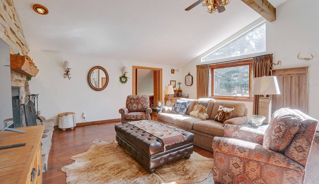Home near Monte Verde Lake with forest views