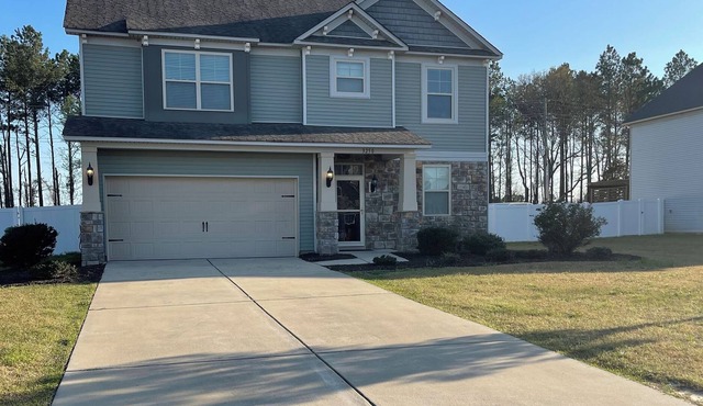Home Near Shaw Airforce Base Close to Major Attractions, Food, & Entertainment