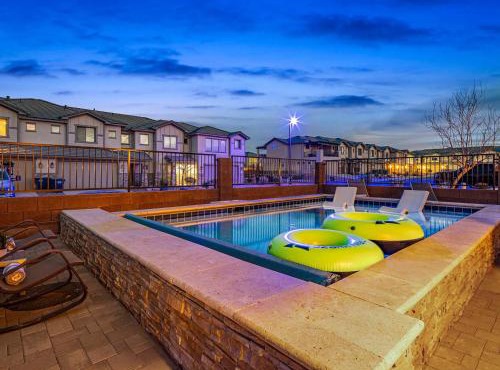 Home Near Zion with Private Pool & Waterpark Access