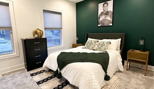 Home | Ohio City | Cleveland | King Suite