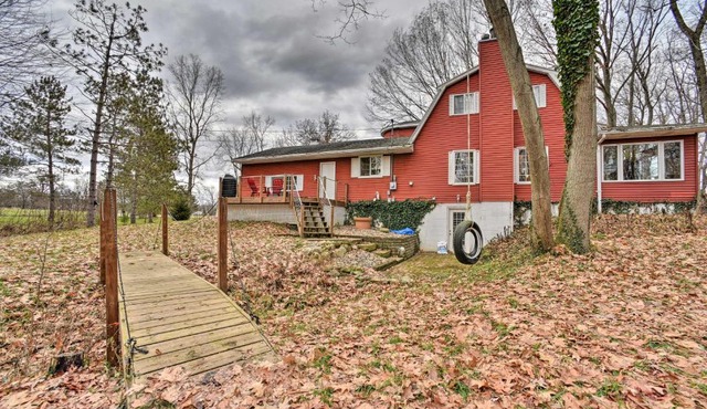 Home on 10 Acres Perfect for MSU Football Weekend