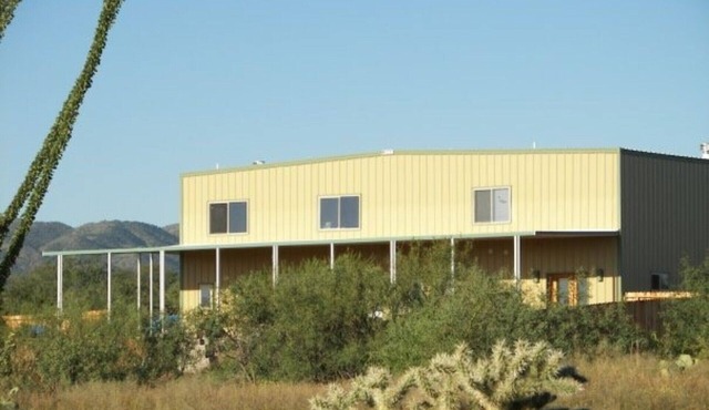 Home on Flying Diamond Airpark with attached hangar