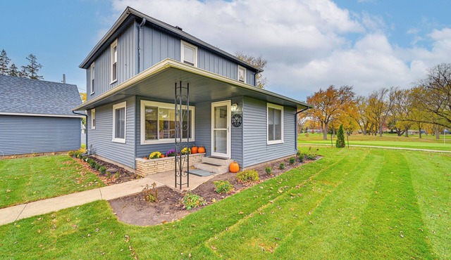 Home on Legacy Hills Golf Course w/Patio!