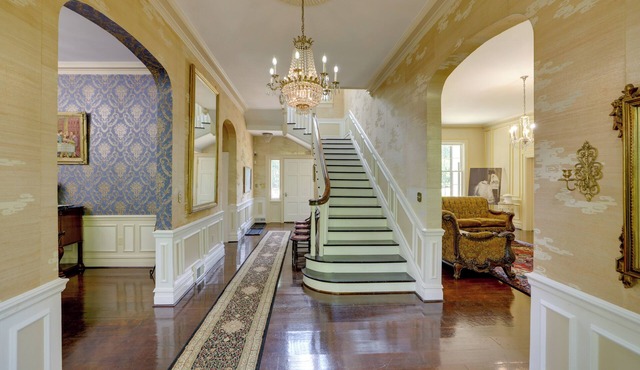 Home on Sprawling Estate, 6 Mi to Dtwn Spartanburg