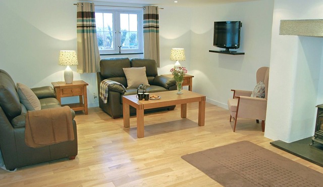 Home Park Farm Cottages A