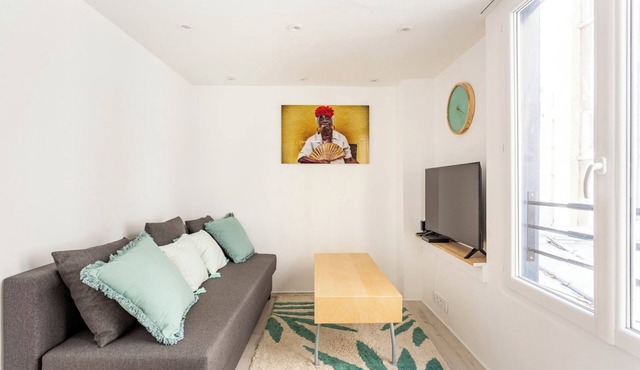 Home Saint Michel Jardin du Luxembourg, Paris