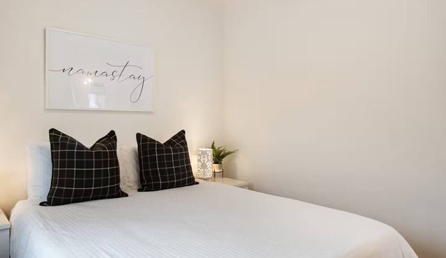 Home-Style 1BR Near HSC | Free Parking