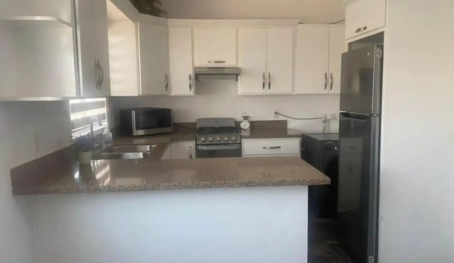 Home Suite Apartments #7