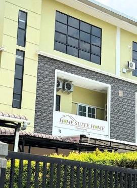 Home Suite Home Singkawang