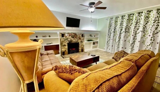 Home Sweet Home in Grass Valley