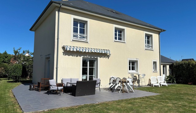 Home Varaville, superb villa of 150M ² 600m from the beach, 5 bedrooms .