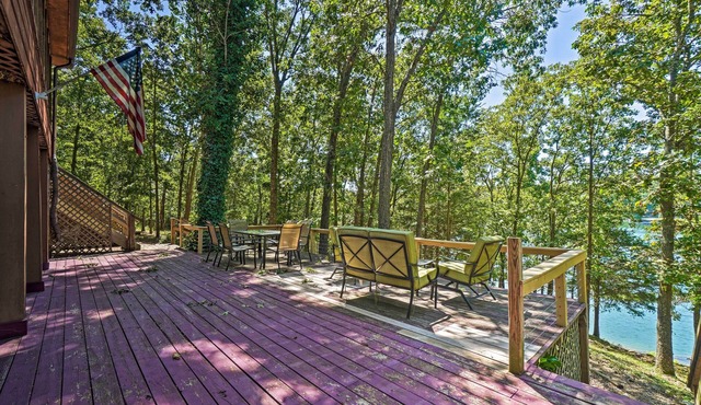 Home w/Large Deck on Table Rock Lake!
