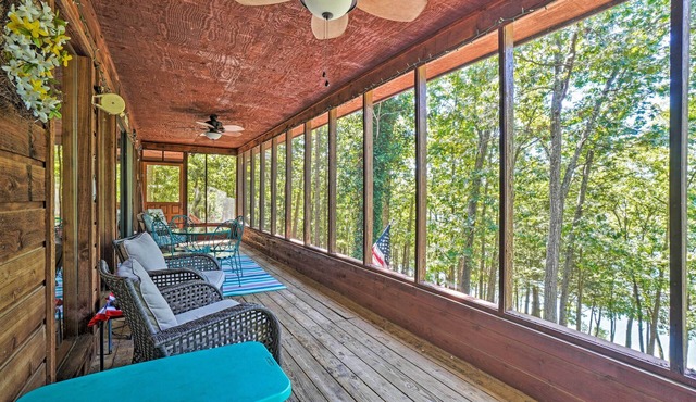 Home w/Large Deck on Table Rock Lake!