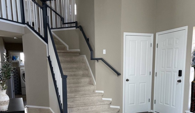 Home W/Mountain views for Business, Horse Parks or Family Vacay