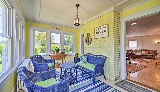 Home w/Patio, 2 Blocks to St. Lawrence River