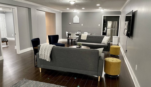 Home Walking Distance to Downtown Square in Diverse Neighborhood