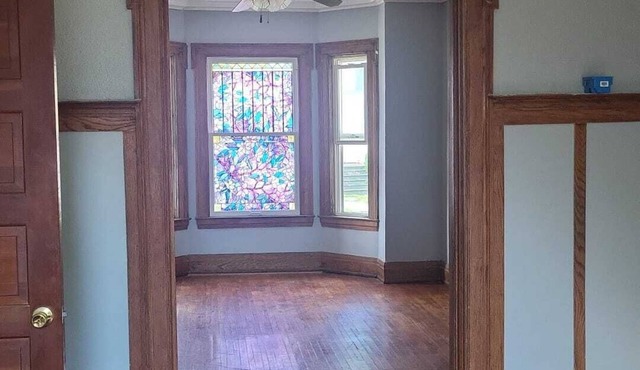 Home with 3 bedroom bath and 1 off-street parking,near the park circle Watertown