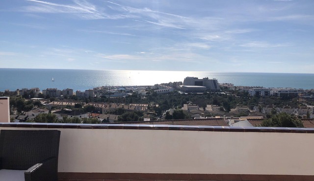 HOME WITH AMAZING VIEWS , OVERLOOKING THE FESTIVAL TOWN OF SITGES WITH POOL GYM