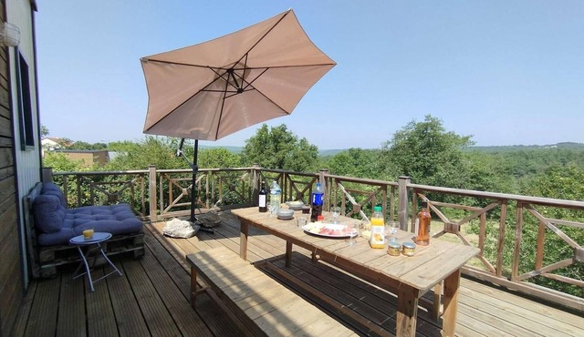Home with Mezzanine, Souillac