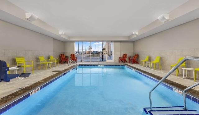 Home2 Suites By Hilton Cedar Rapids Westdale