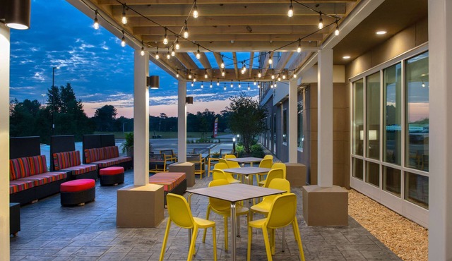 Home2 Suites By Hilton Fayetteville North