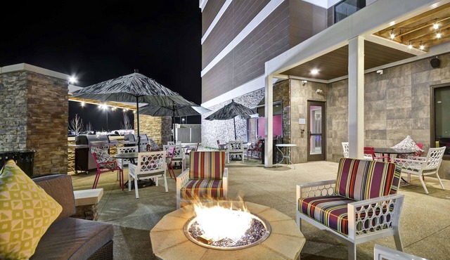 Home2 Suites by Hilton KCI Airport