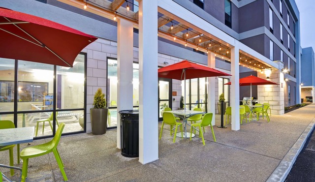 Home2 Suites by Hilton Columbus Airport East Broad