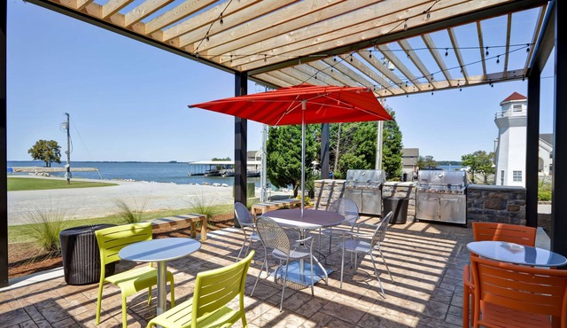 Home2 Suites by Hilton Decatur Ingalls Harbor