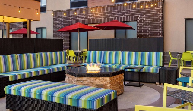 Home2 Suites by Hilton Denver West - Federal Center, CO