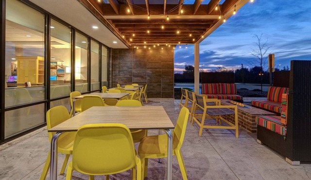 Home2 Suites by Hilton Dekalb