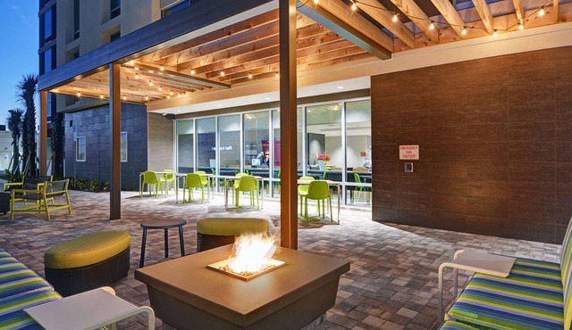 Home2 Suites by Hilton Largo