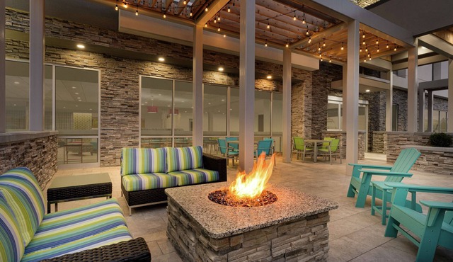 Home2 Suites by Hilton Norfolk Airport