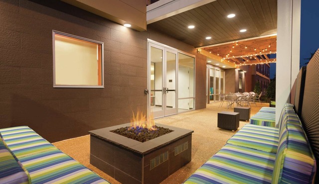 Home2 Suites by Hilton St. Louis/Forest Park
