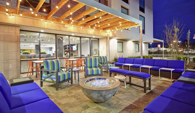 Home2 Suites by Hilton Taylor Detroit