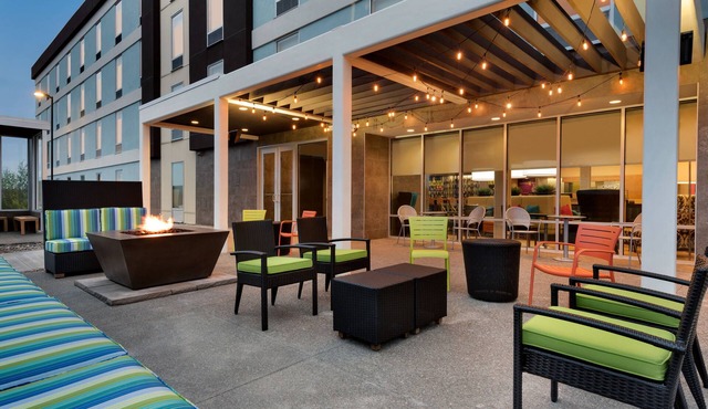 Home2 Suites by Hilton Cleveland Beachwood